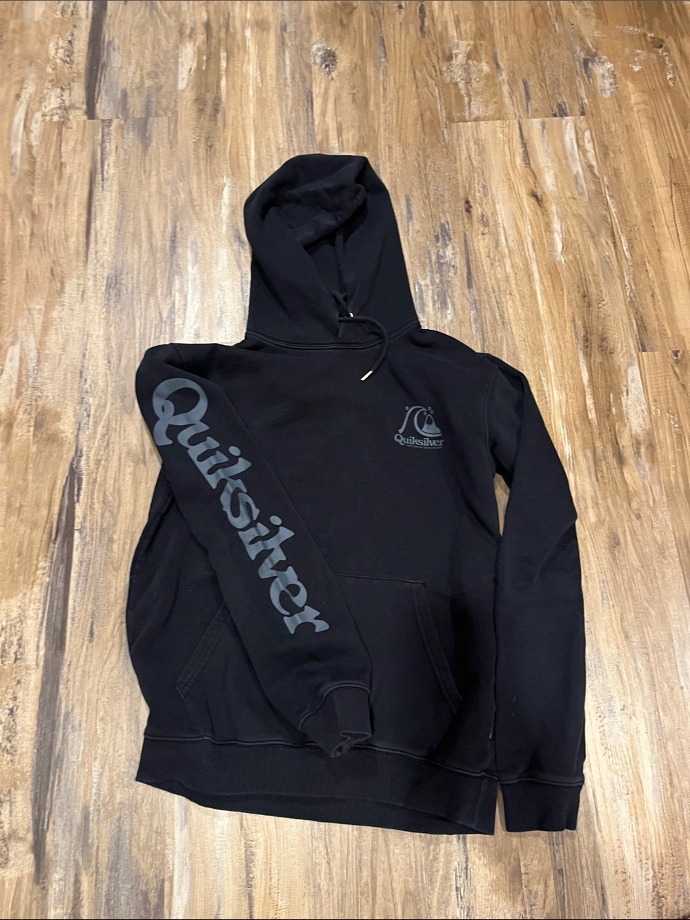 Quiksilver Black Hoodie with Sleeve Script